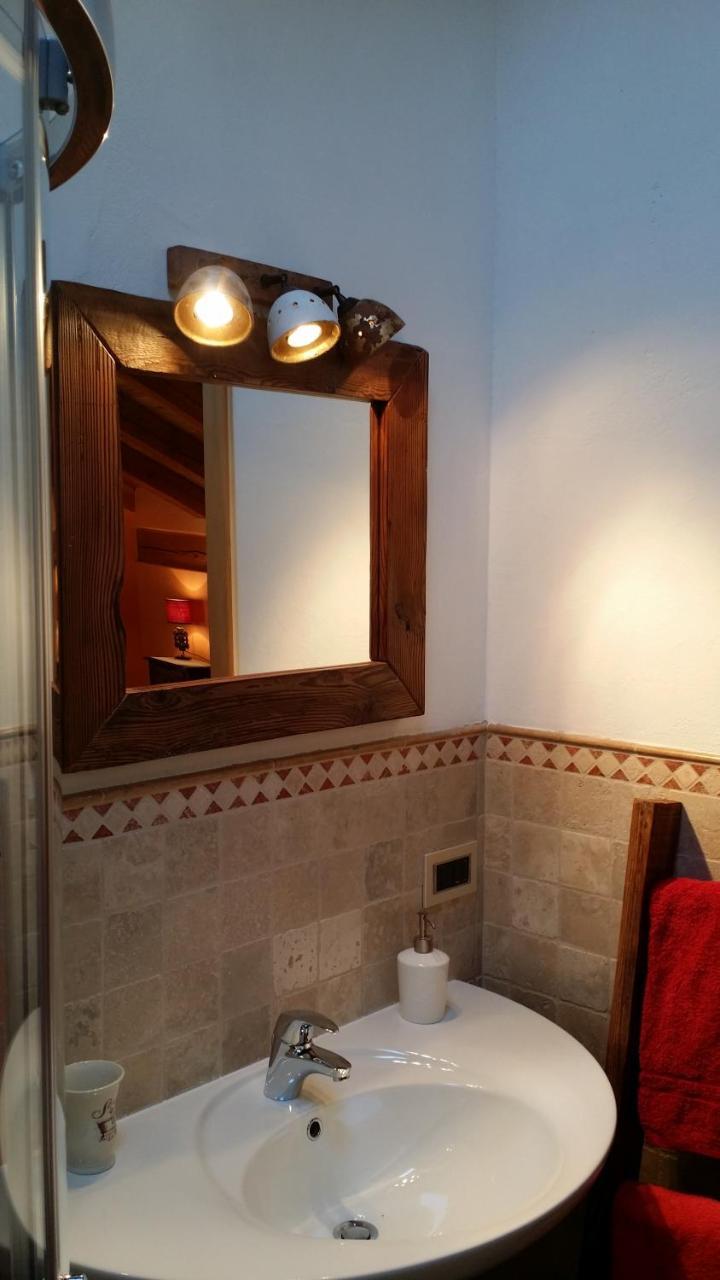 Il Rifugio Della Volpe Apartamento Introd Exterior foto