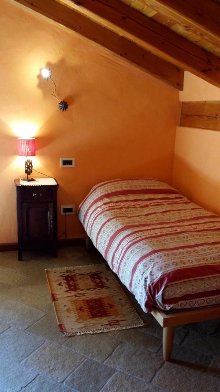 Il Rifugio Della Volpe Apartamento Introd Exterior foto
